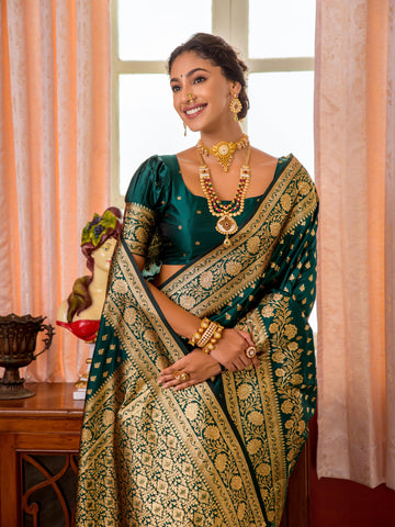 Green Banarasi Zari Silk Saree With Heavy Pallu