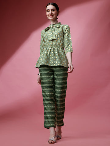 Green Cotton Printed Co-Ord Set With V-Neck and Regular Sleeve