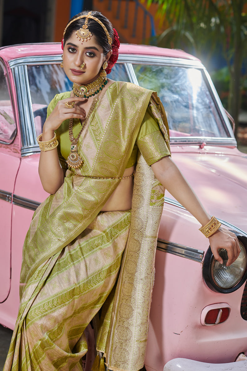 Graceful Green Banarasi Silk Saree