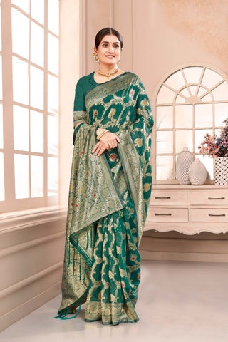 Highlights the stunning appeal of rapier silk sarees -25497