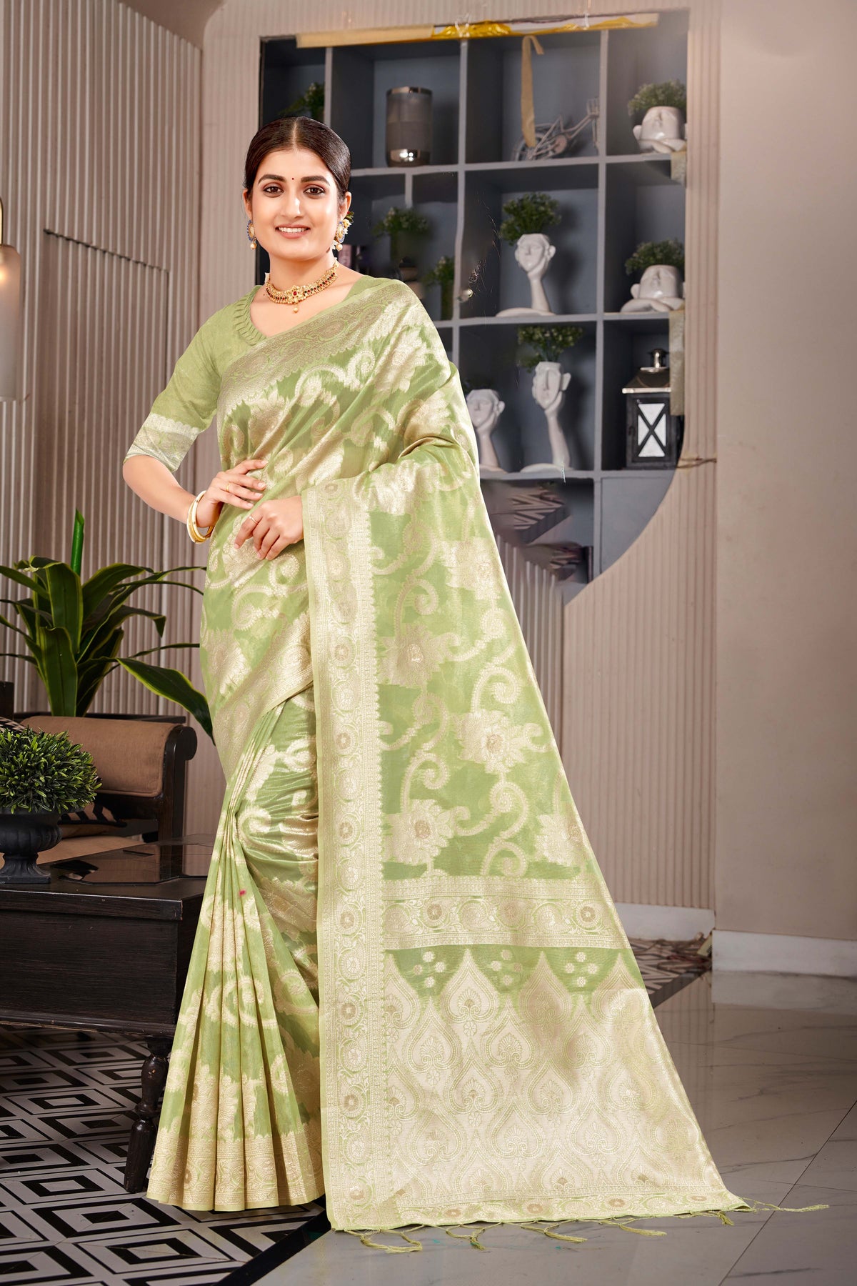 Suggests a harmonious blend of colors and stylish rapier silk saree -25493